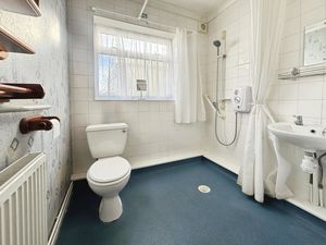 CLOVER DRIVE- click for photo gallery